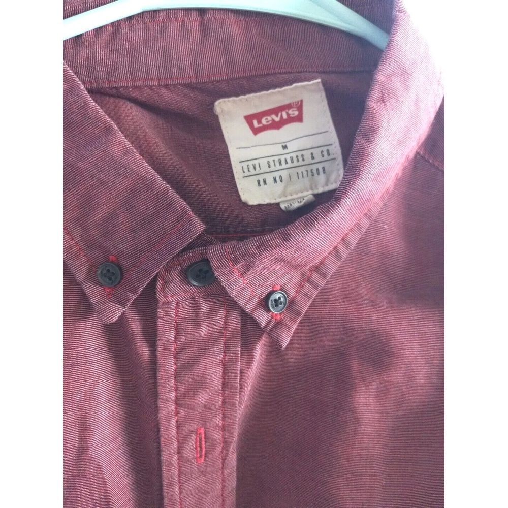 Levi's Men's‎ Short Sleeve Button Up Shirt Medium Color Atrocite Red Polyester - Picture 11 of 11